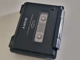 Sony Walkman WM-F5 FM Radio Cassette Player