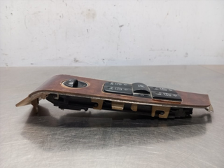 MANDO ELEVALUNAS DELANTERO IZQUIERDO MERCEDES-BEN