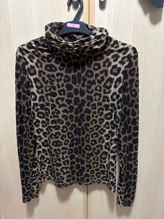 Camiseta Leopardo Cuello Alto Talla S