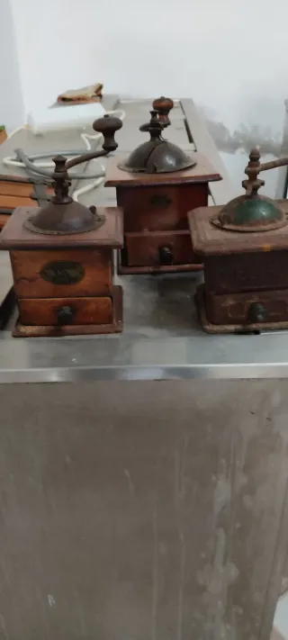 Molinillo de café vintage madera y metal