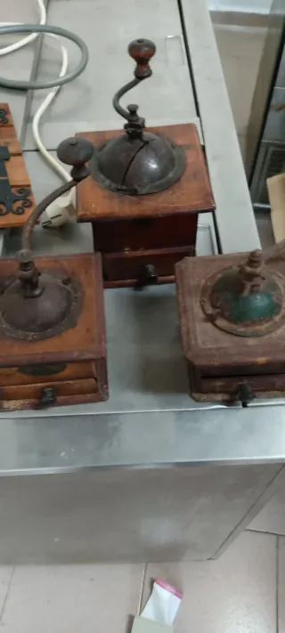 Molinillo de café vintage madera y metal