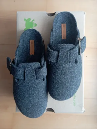 Zuecos El Naturalista grises