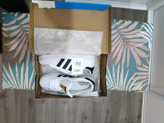Adidas Superstar Talla 40 Blancas