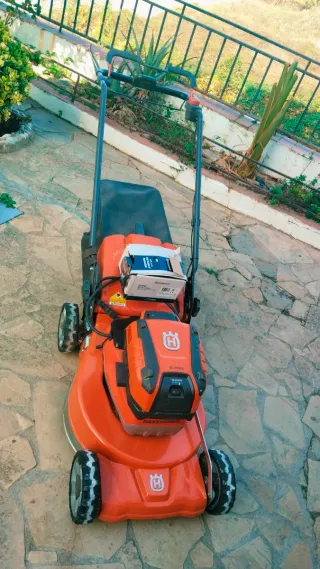 Cortacésped a batería Husqvarna LC 551iV