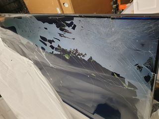 TV LG UHD 65'' para piezas