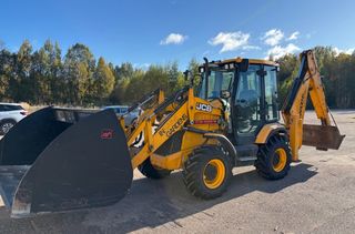Retroexcavadora JCB 3CX Compact 12L4WS