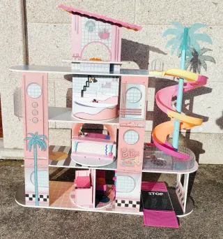 Casa de las sorpresas LOL Surprise O.M.G.