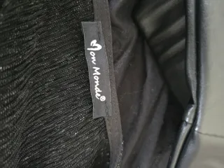 Top cruzado gasa plisada negro y plateado