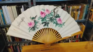 Abanico grande pintado a mano