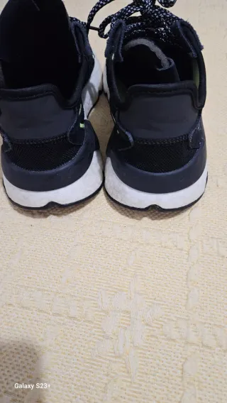 Adidas Deportivas Negras y Verdes