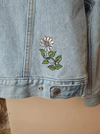 Cazadora Vaquera Levi's con Flores