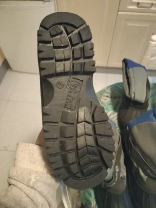 Botas de nieve Neak Peak negras y azules