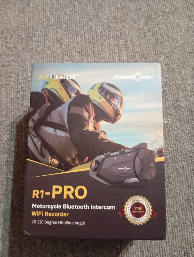 Intercomunicador FreedConn R1-PRO Bluetooth 5.1 per moto