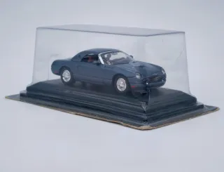 FORD THUNDERBIRD 2003 1:43 ROAD SIGNATURE