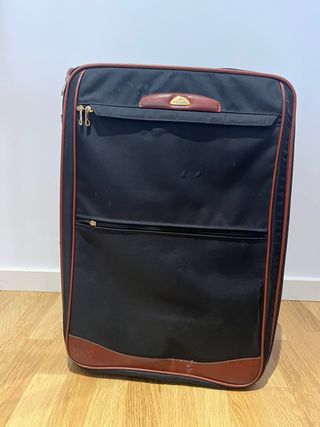 Maleta mediana Samsonite negra y marrón