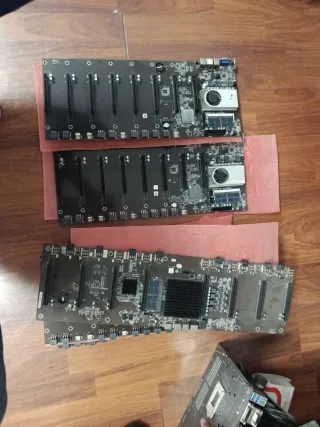 Placas Base y Tarjetas Gráficas