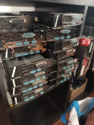 Placas Base y Tarjetas Gráficas