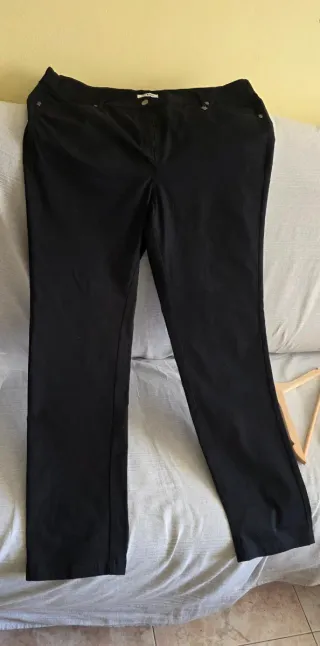 Pantalones negros talla grande