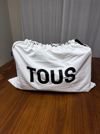 Bolso Tous color crema.
