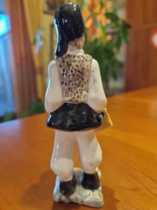 Scultura Ceramica Stelio Mola - Uomo Sardo