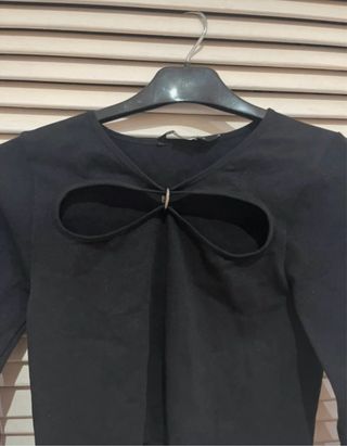 Top negro Stradivarius manga larga talla M nuevo