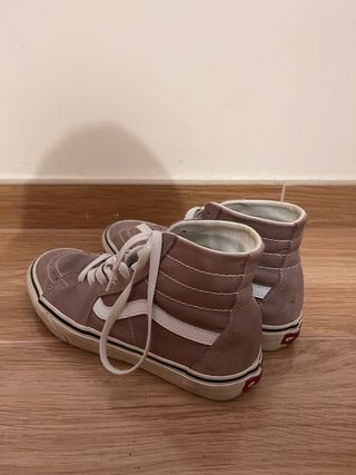 Zapatillas Vans caña alta moradas