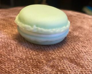 Pendientes perla blancos y caja verde