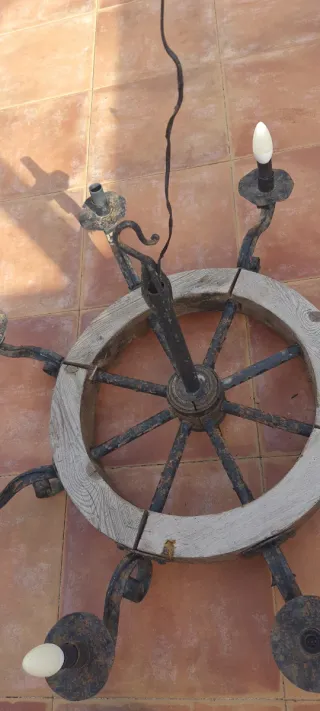 Lámpara antigua timón barco