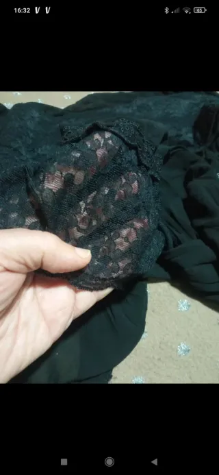 Blusa Mango Negra Encaje