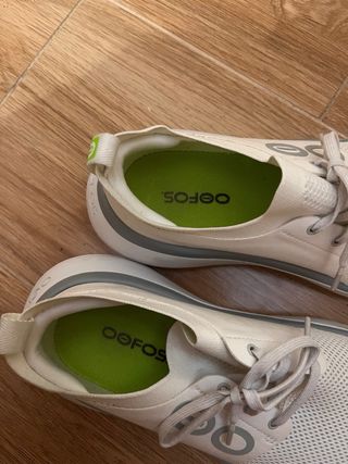 Zapatillas Oofos Blancas