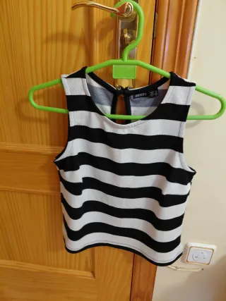 Chaqueta efecto piel estampado serpiente Lefties M