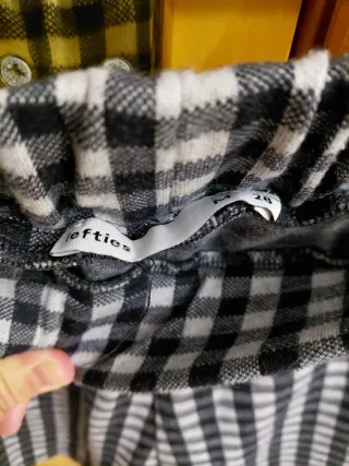 Chaqueta efecto piel estampado serpiente Lefties M