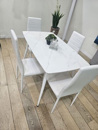 OFERTA DE PACK DE MESA COMEDOR + 4 SILLAS