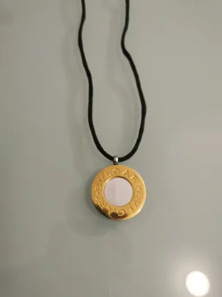 Colgante Bvlgari Oro y nácar