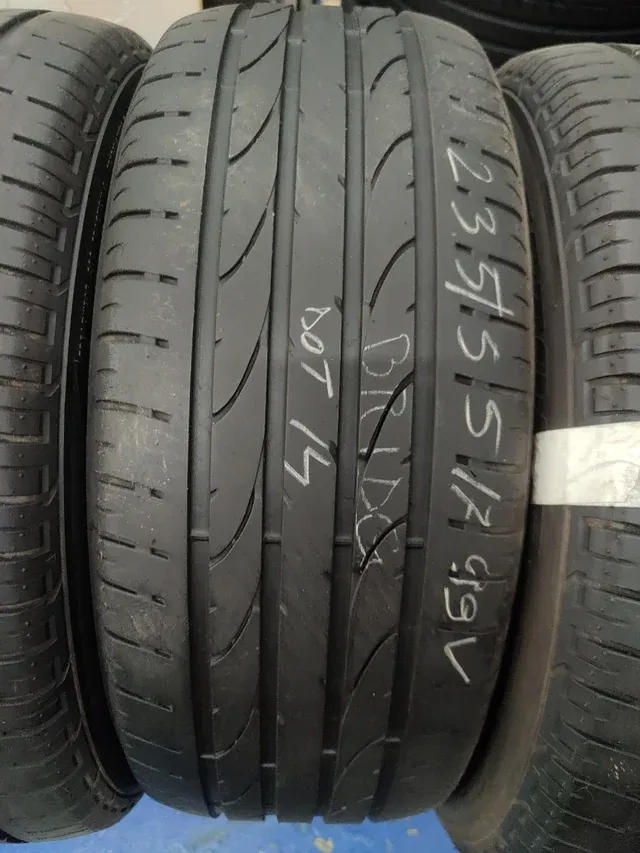 235/55R17 99V Bridgestone