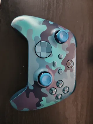 Mando Xbox Series X Camuflaje Azul