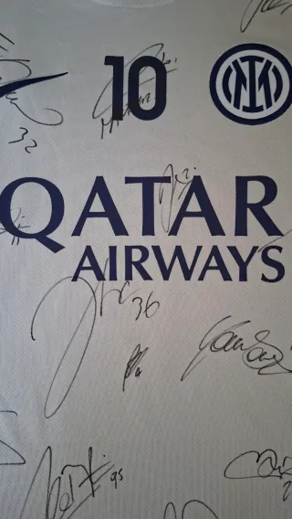 Maglia allenamento Lautaro autografata Inter 25-26