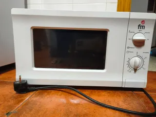 Microondas FM Blanco