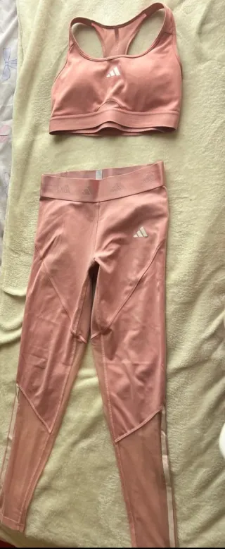 Mallas y Top deportivo Adidas rosas