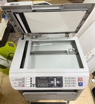 Fotocopiadora Multifunción Brother MFC-7440N