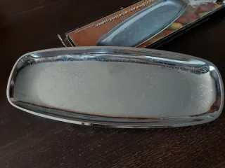 Piccolo vassoio cesellato vintage