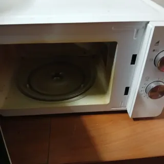 Horno microondas Taurus blanco