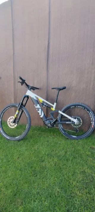 Bicicleta Eléctrica Husqvarna HC4 Enduro.