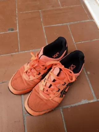 Asics Gel Lyte III Naranja y Negro