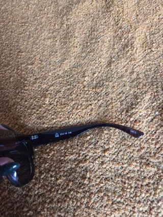 Occhiali da sole neri