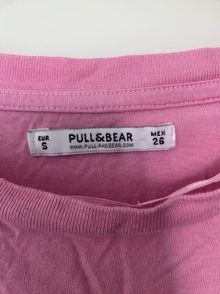 Camiseta Pull&Bear rosa talla S