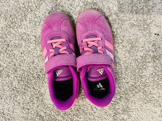 Zapatos Adidas niña Talla 32