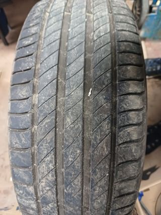 Neumático Michelín