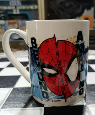 Taza Spiderman nueva