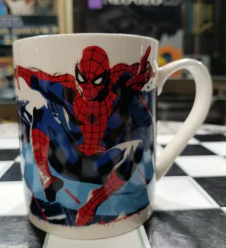 Taza Spiderman nueva
